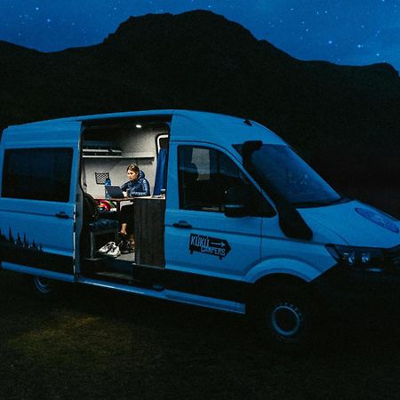 Kuku Campers - Campervans Keflavík Esterno foto