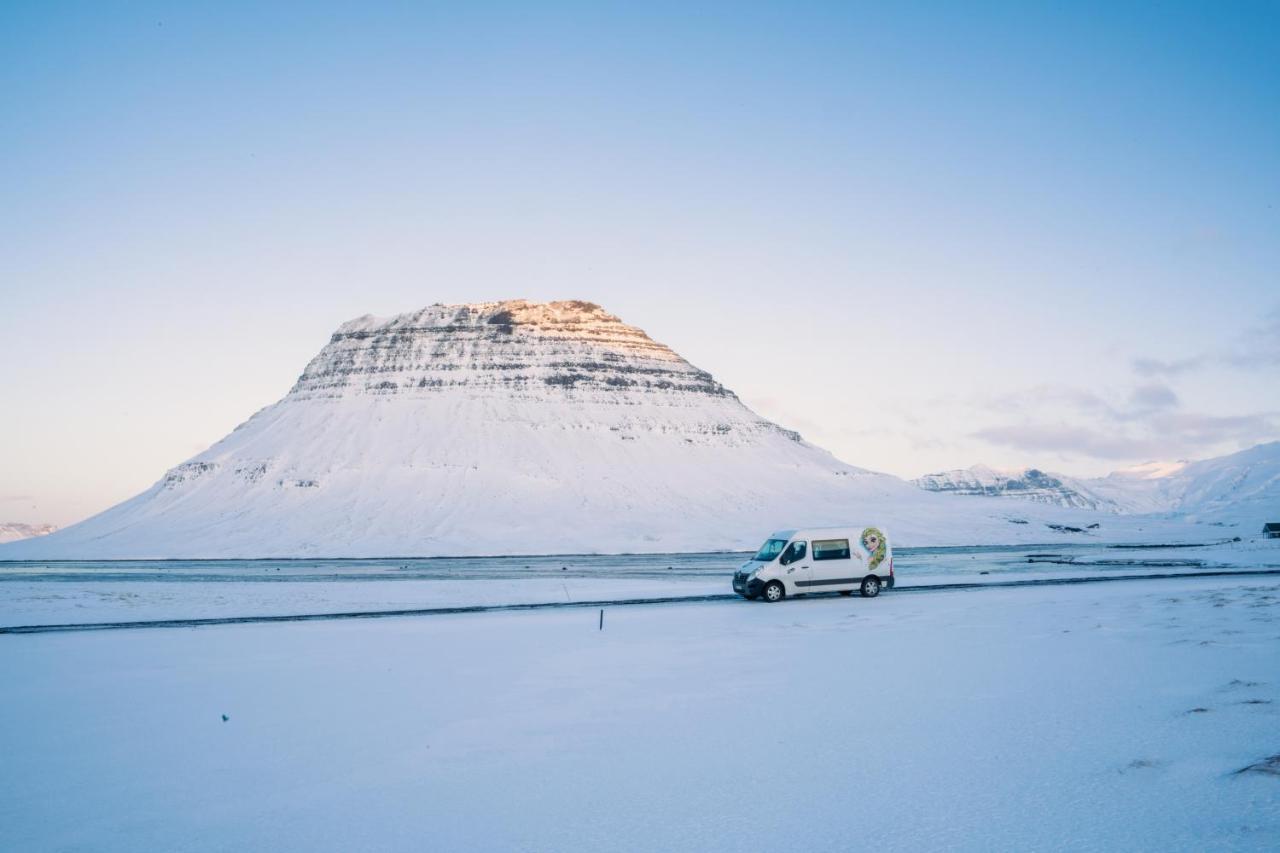 Hotel Kuku Campers - Campervans Keflavík Esterno foto