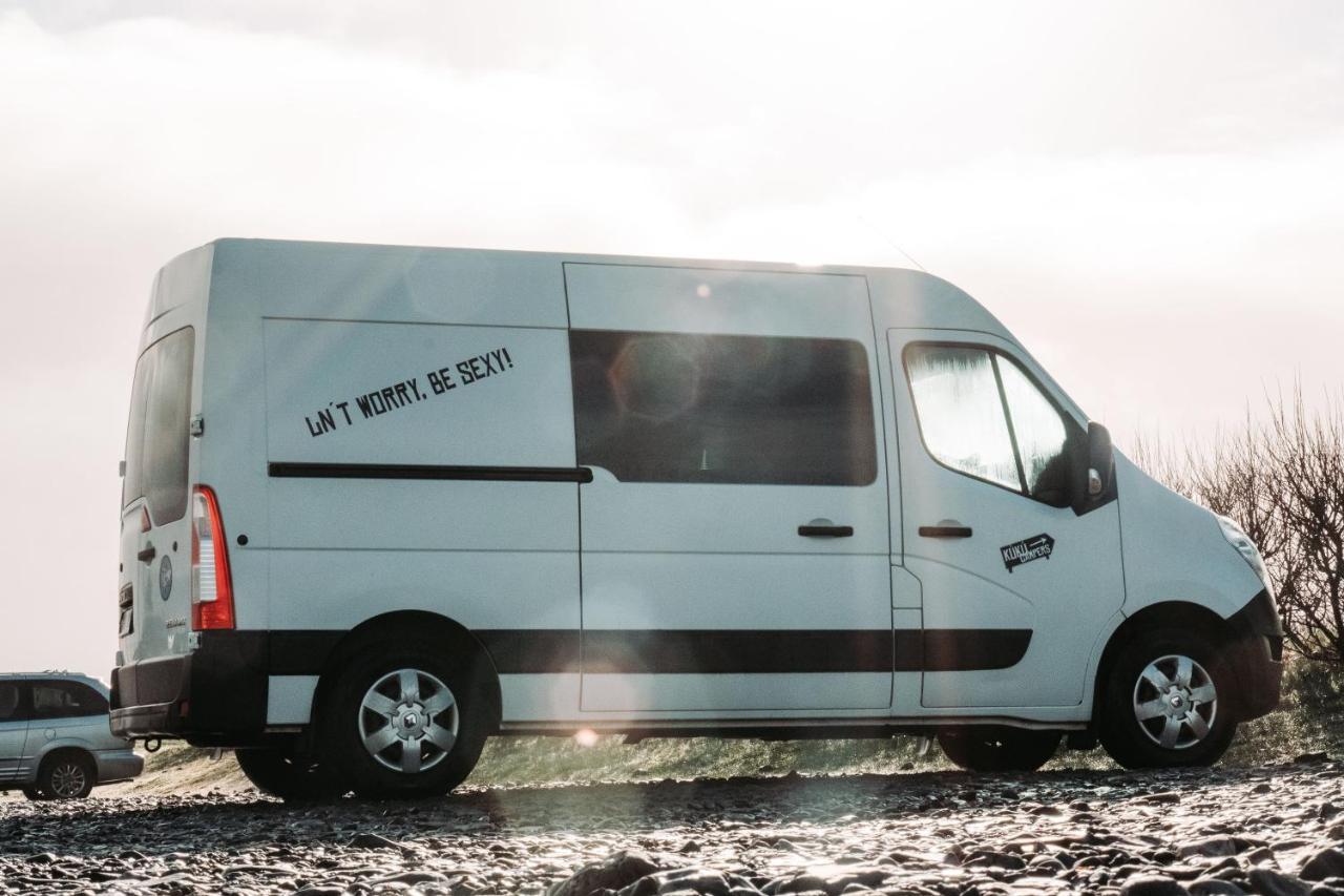 Kuku Campers - Campervans Keflavík Esterno foto